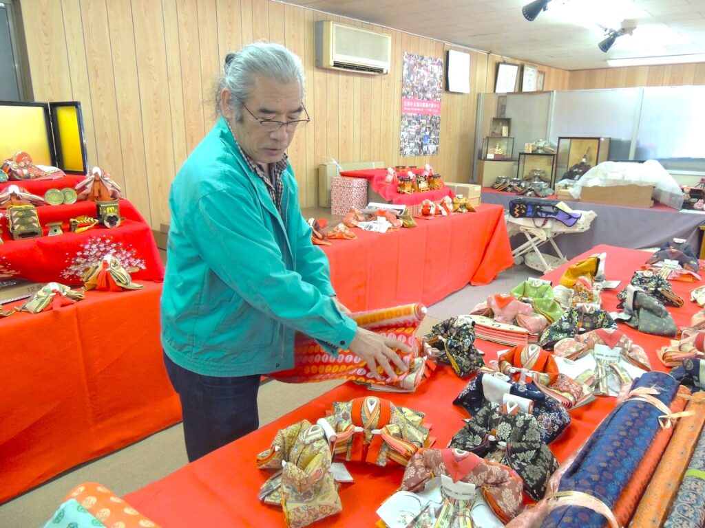 出井人形店 出井さん